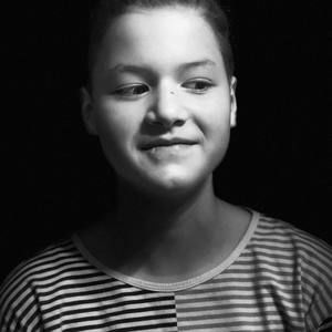 Meet your Posher, Lily